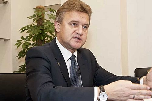 Министр здравоохранения Хакасии Виктор Шевченко ушел в отставку
