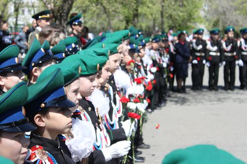 Саяногорск школа 3. Кадетская школа в саяногорске. Мбоу сош 5 саяногорск. 5 школа саяногорск. 3 школа саяногорск парад.