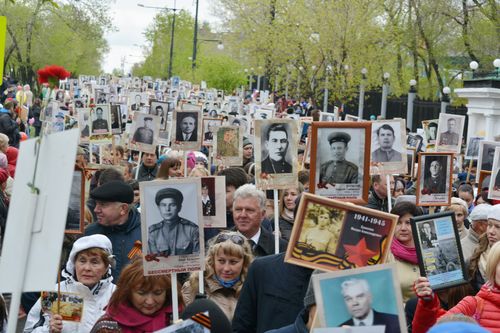 Бессмертный полк и либералы