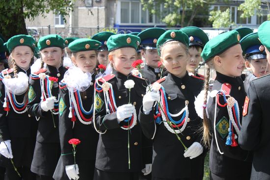 Саяногорск школа 3. Школа 1 саяногорск. 8 школа саяногорск. Школа 3 саяногорск. Саяногорск школа 3.