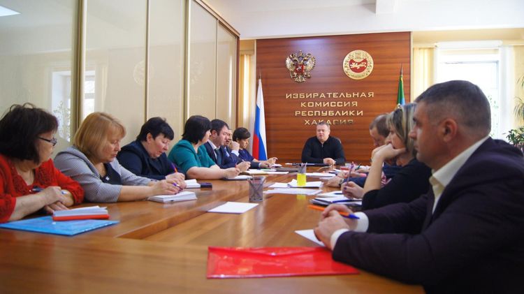 сайт избиркома хакасии. избирательная комиссия рх. глава избиркома хакасии. сайт избиркома хакасии. председатель республика хакасия избирательной комиссии.