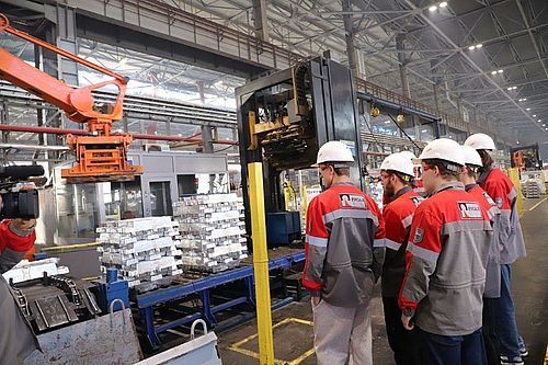 Фото пресс-службы компании РУСАЛ (САЗ, г. Саяногорск, Хакасия)