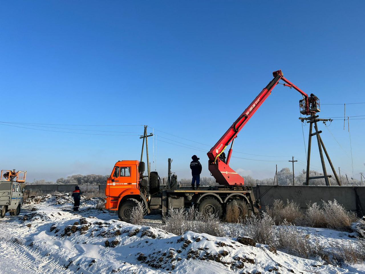 Энергетики строят резервную линию 10 киловольт в Усть-Абаканском районе  Хакасии | 11.12.2023 | Абакан - БезФормата