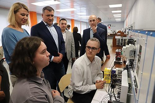 Фото пресс-службы компании РУСАЛ (Саяногорск, Хакасия) Фото пресс-службы компании РУСАЛ (Саяногорск, Хакасия)